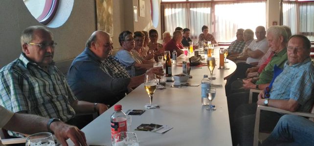 Stammtisch im Cafe Wartenberg